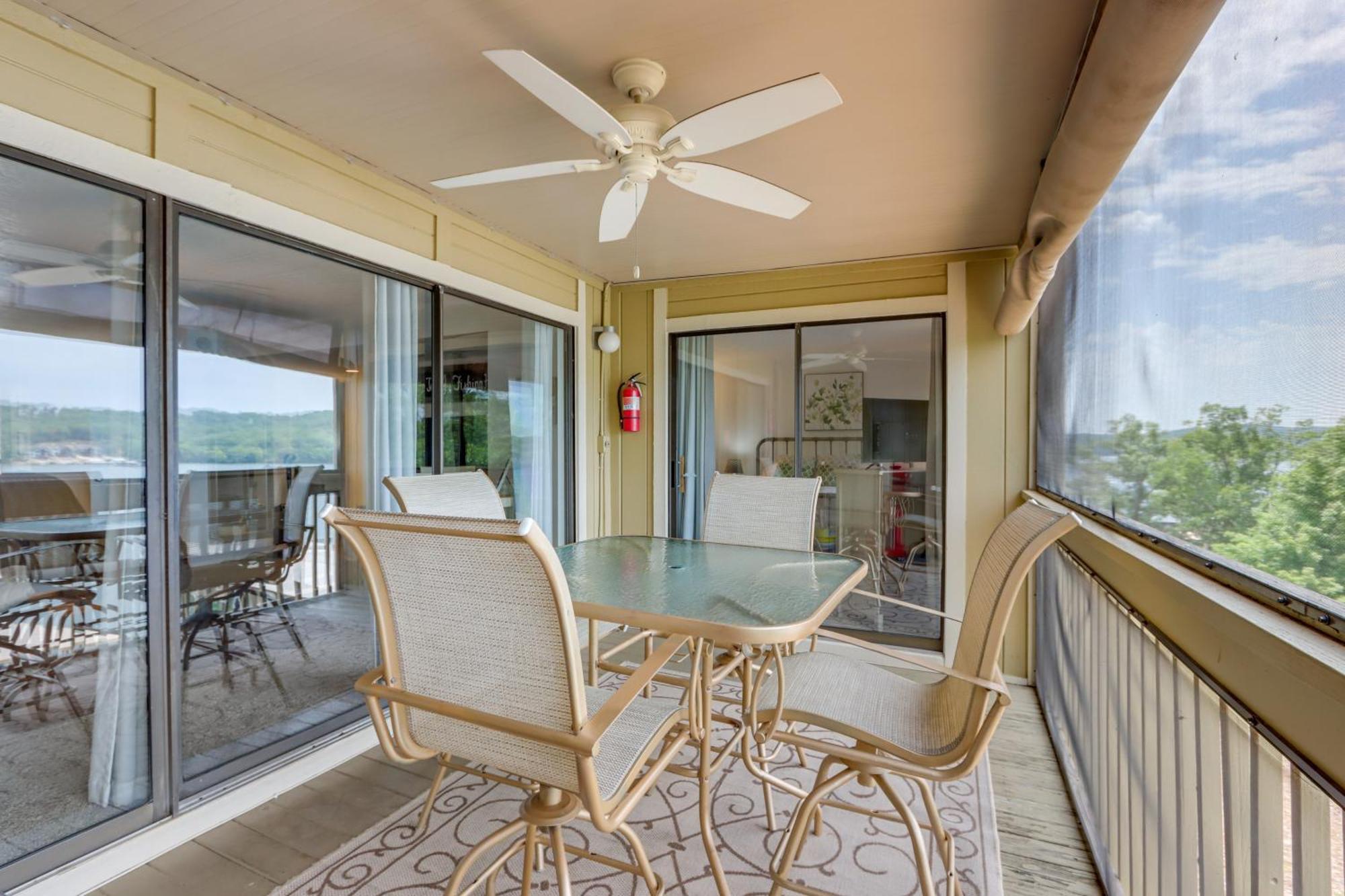 Modern Condo With Screened Balcony And Views! 오사지비치 외부 사진